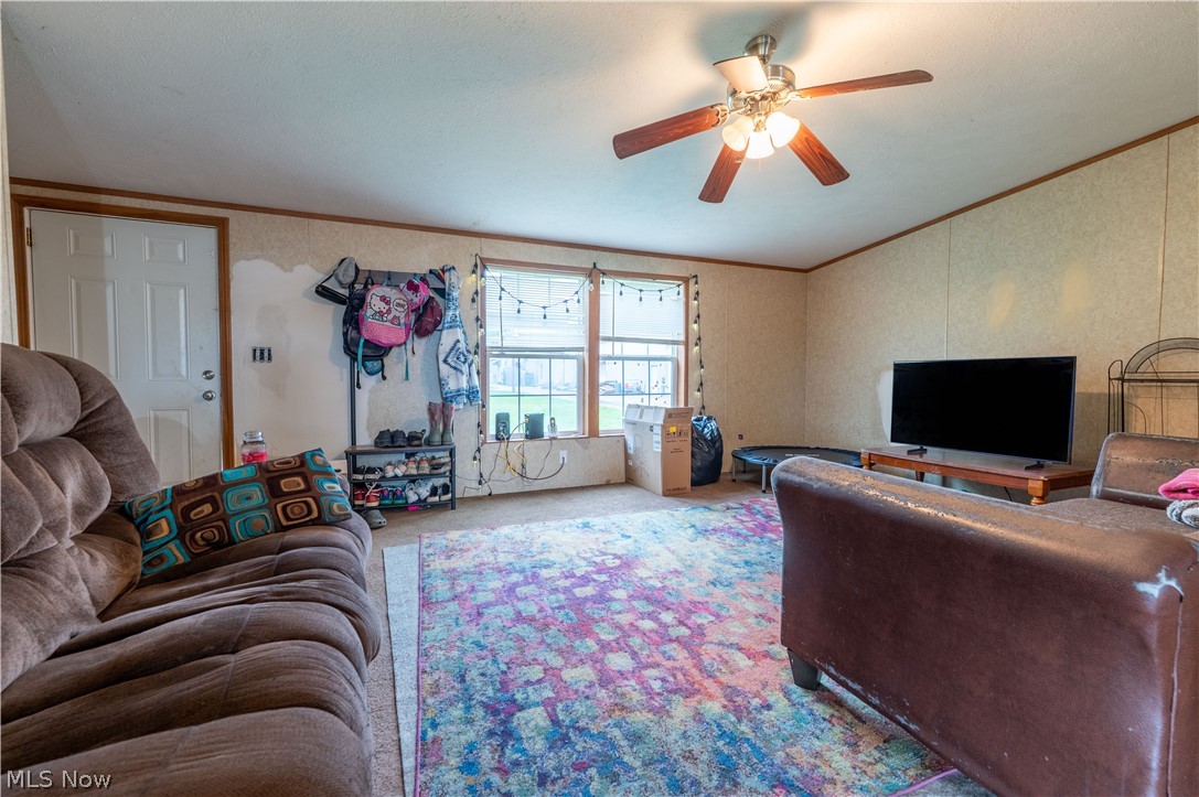 2195 James Street SE New Philadelphia OH 44663