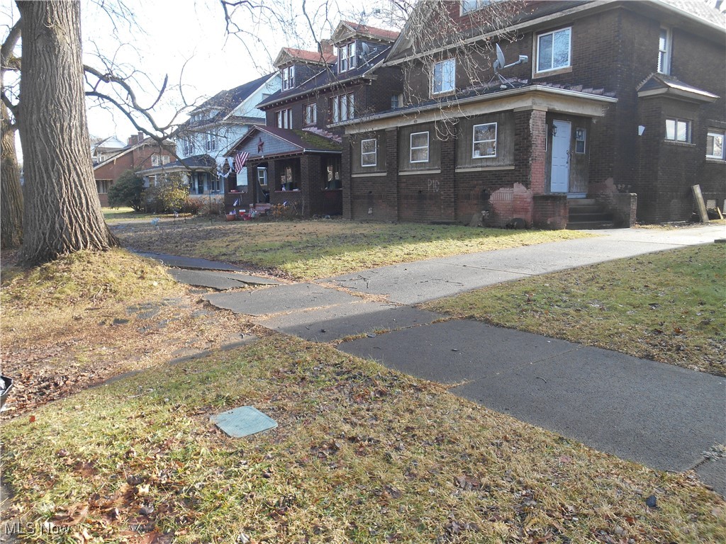 413 Alameda Avenue Youngstown OH 44504
