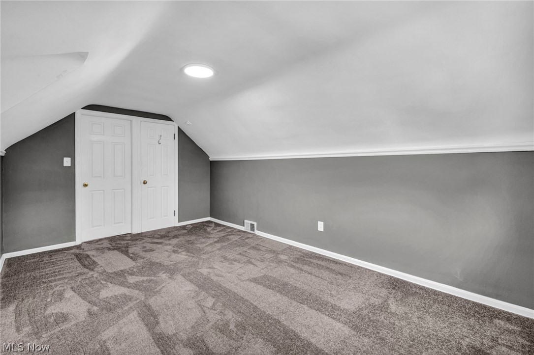 7198 Greenleaf Avenue Parma OH 44130