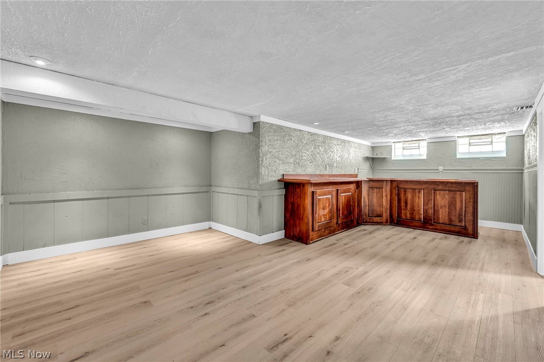 7198 Greenleaf Avenue Parma OH 44130
