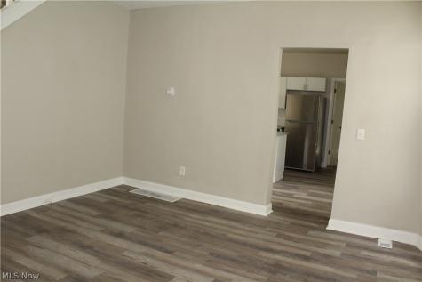 2230 E 90th Street Cleveland OH 44106