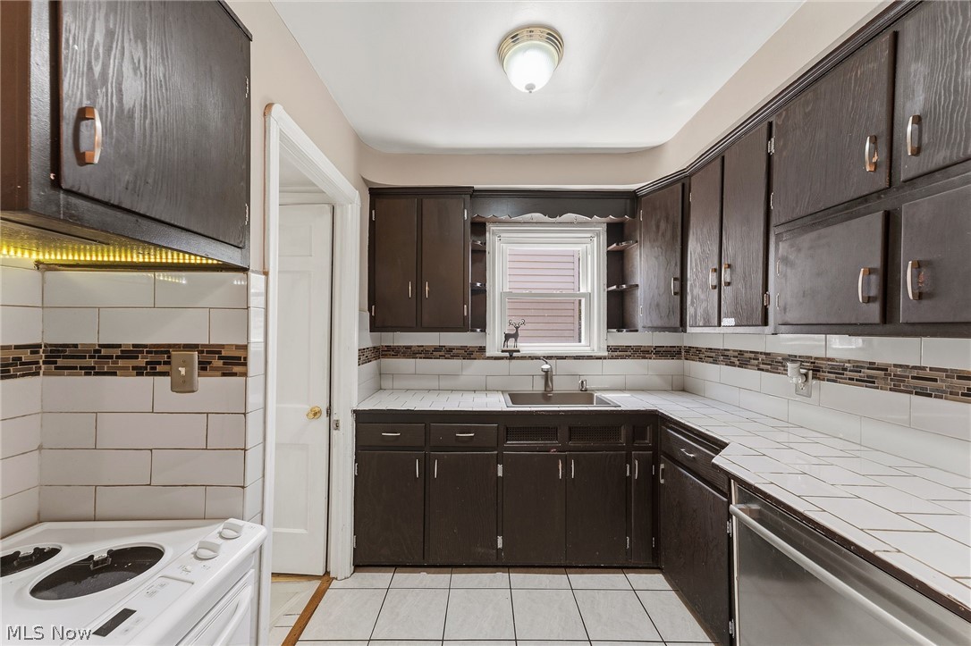 9326 Outlook Drive Brooklyn OH 44144