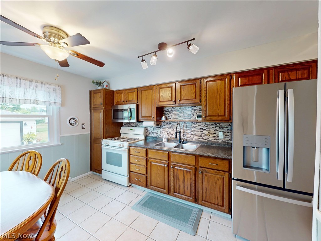 1833 Ridgewick Drive Wickliffe OH 44092