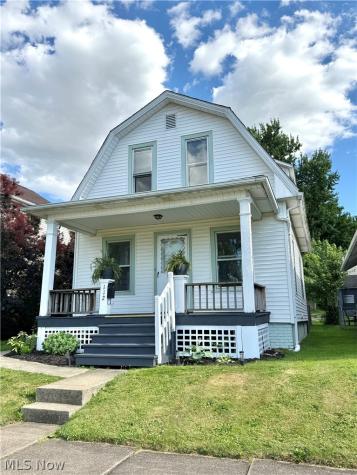 112 E Carolina Avenue Sebring OH 44672