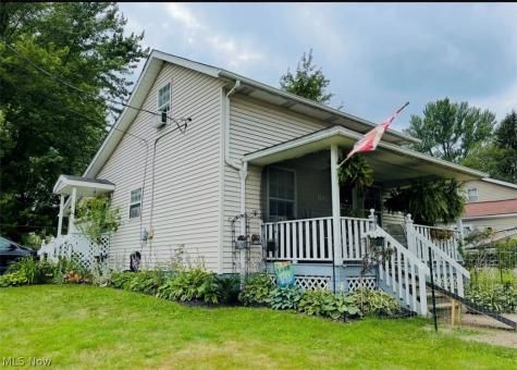 1528 22nd Street NE Canton OH 44714