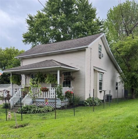 1528 22nd Street NE Canton OH 44714