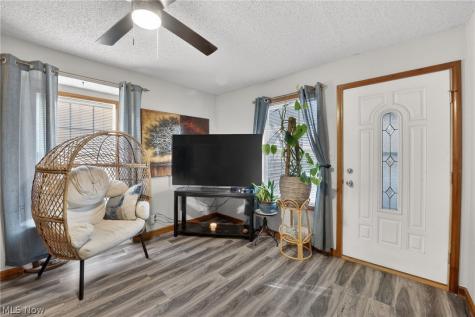 1528 22nd Street NE Canton OH 44714