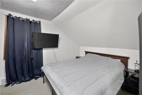 1528 22nd Street NE Canton OH 44714