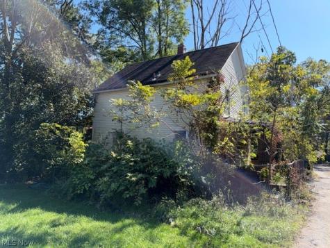 101 Kent Place Akron OH 44305
