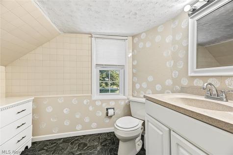 852 Eastwood Avenue Tallmadge OH 44278