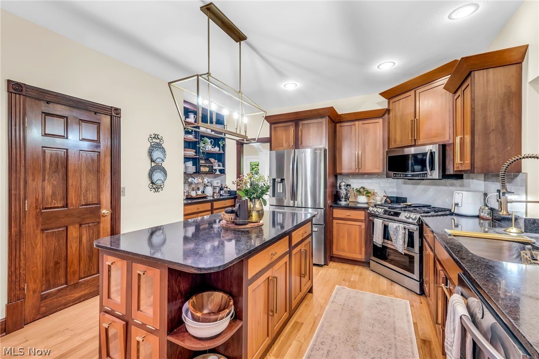 8851 Spring Valley Drive Broadview Heights OH 44147