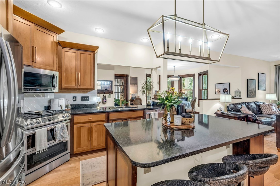 8851 Spring Valley Drive Broadview Heights OH 44147