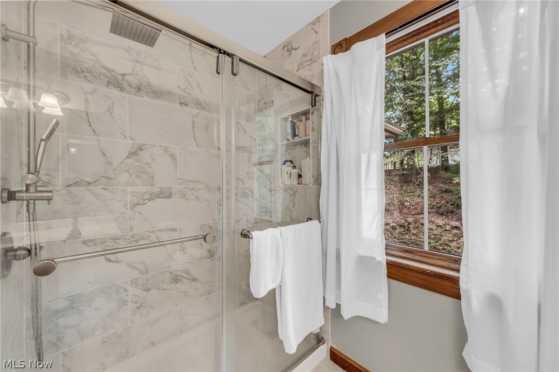 8851 Spring Valley Drive Broadview Heights OH 44147