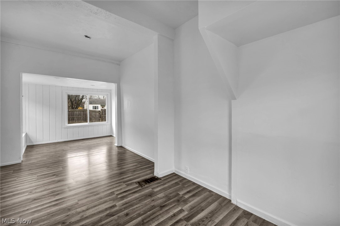 12831 Carrington Avenue Cleveland OH 44135