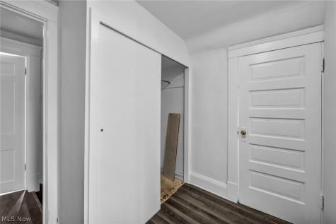 12831 Carrington Avenue Cleveland OH 44135