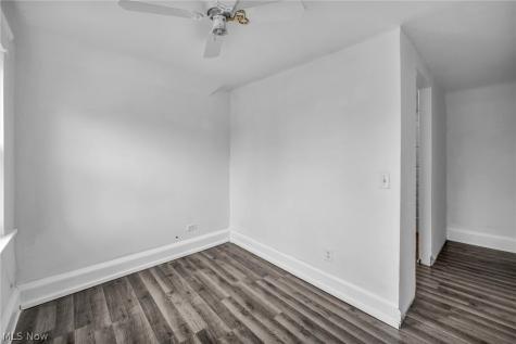 12831 Carrington Avenue Cleveland OH 44135