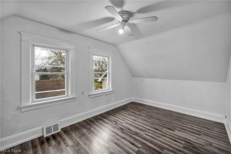 12831 Carrington Avenue Cleveland OH 44135