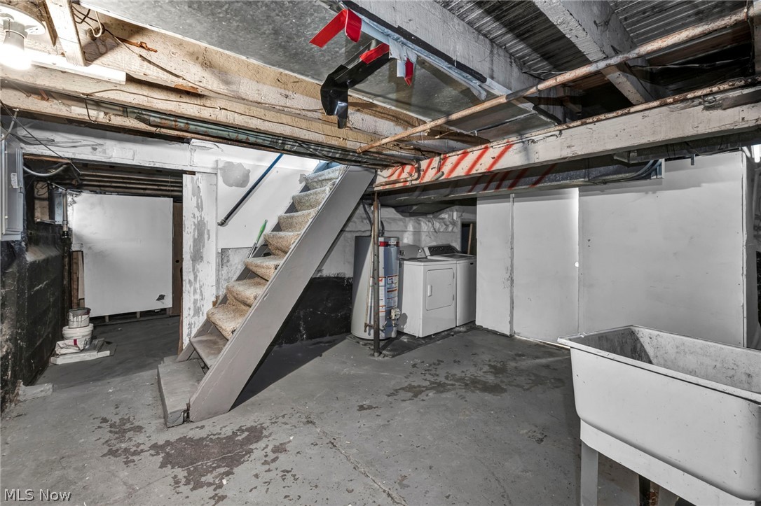 12831 Carrington Avenue Cleveland OH 44135