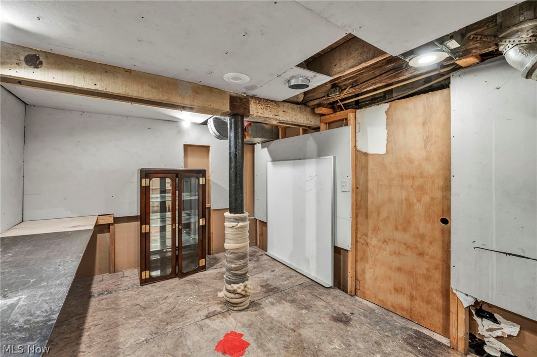 12831 Carrington Avenue Cleveland OH 44135