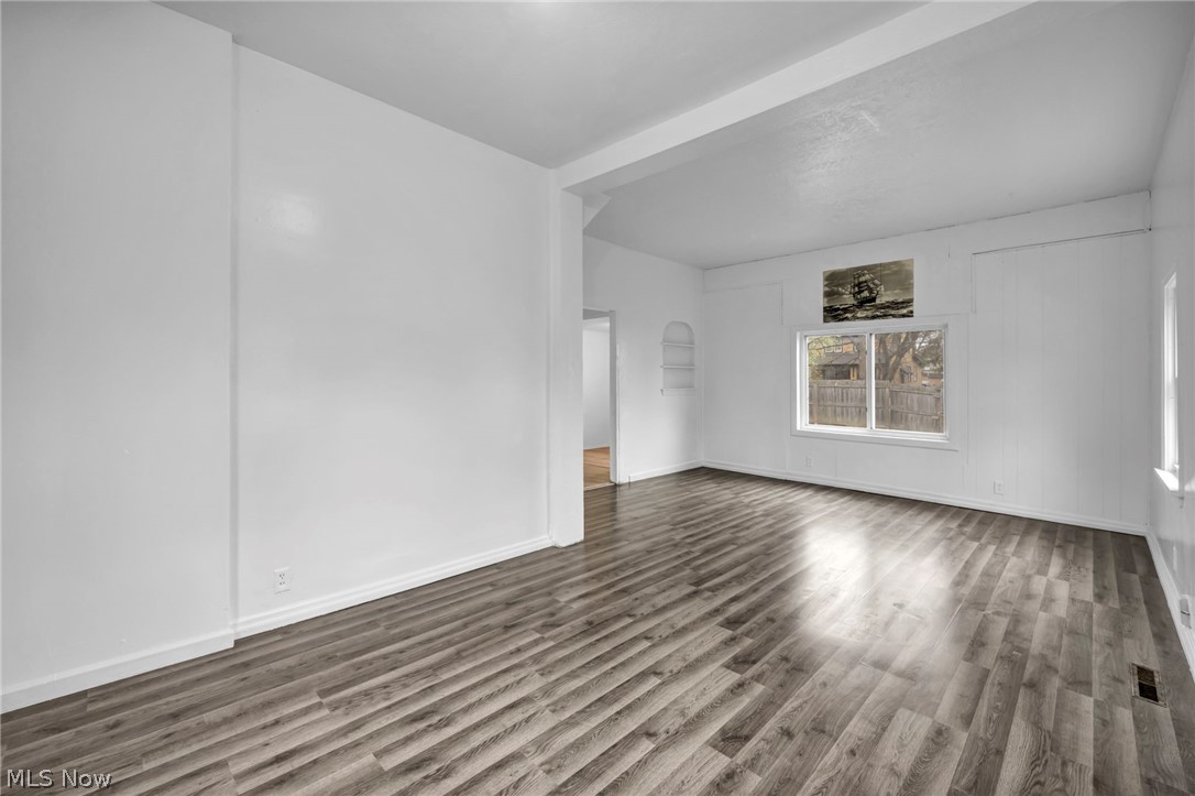 12831 Carrington Avenue Cleveland OH 44135