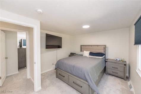 13602 Holland Road Brook Park OH 44142