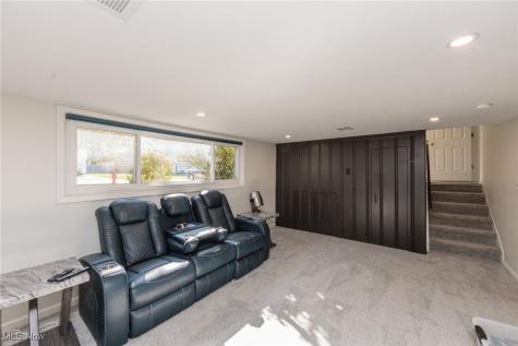 13602 Holland Road Brook Park OH 44142