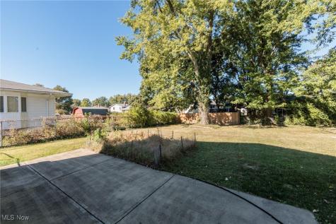 13602 Holland Road Brook Park OH 44142