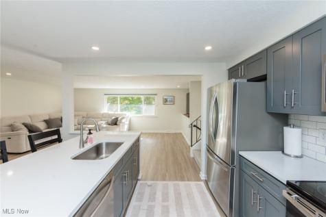 13602 Holland Road Brook Park OH 44142