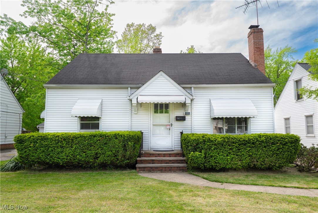 1604 Edgefield Road Lyndhurst OH 44124