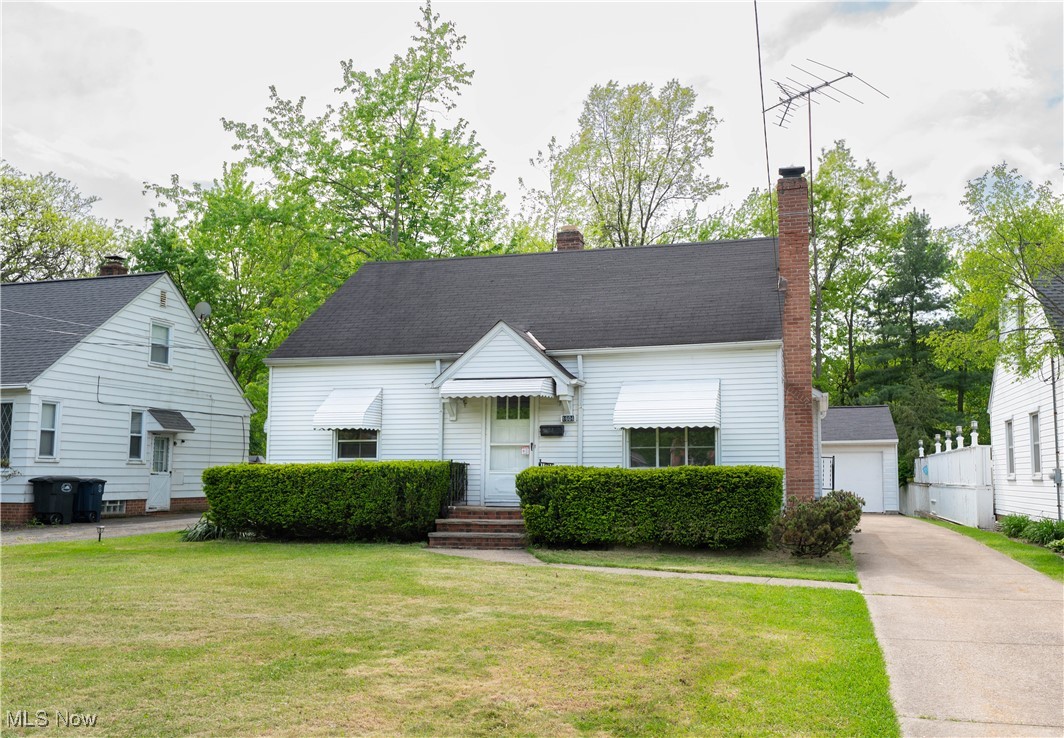1604 Edgefield Road Lyndhurst OH 44124