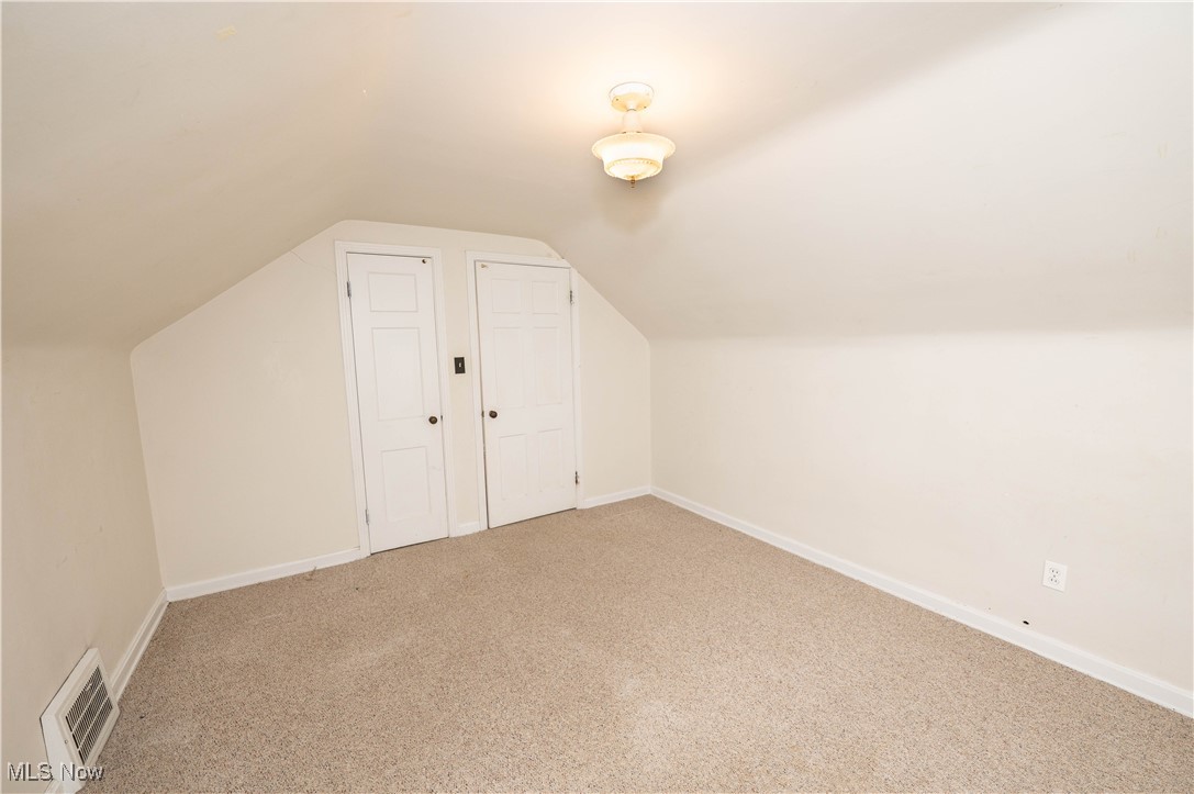 1604 Edgefield Road Lyndhurst OH 44124