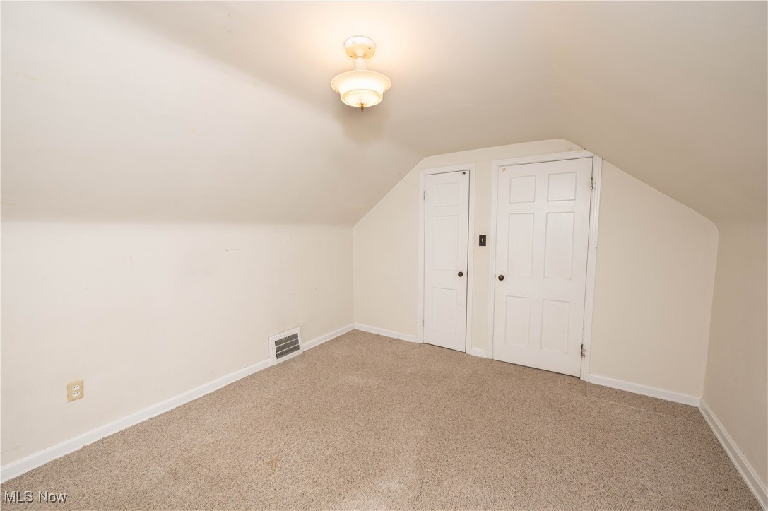 1604 Edgefield Road Lyndhurst OH 44124