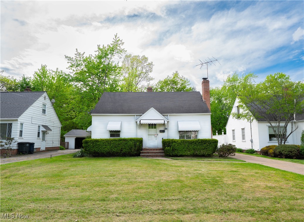 1604 Edgefield Road Lyndhurst OH 44124