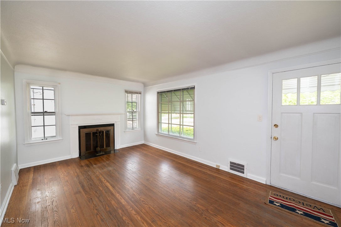 1604 Edgefield Road Lyndhurst OH 44124