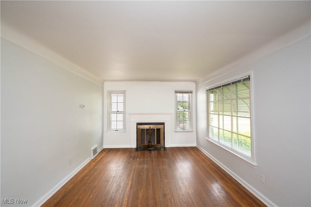 1604 Edgefield Road Lyndhurst OH 44124