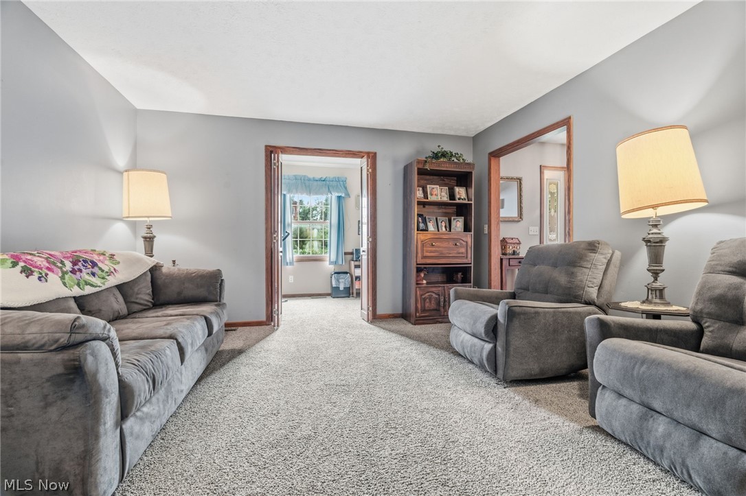 6385 Harbor Drive NW Canton OH 44718
