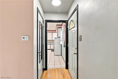 294 Oxford Avenue Akron OH 44310