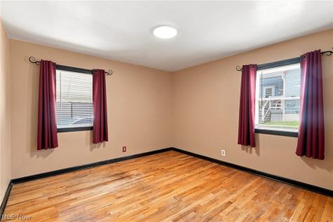 294 Oxford Avenue Akron OH 44310