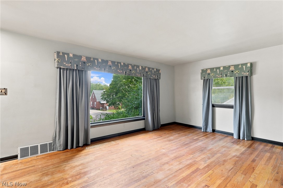 294 Oxford Avenue Akron OH 44310