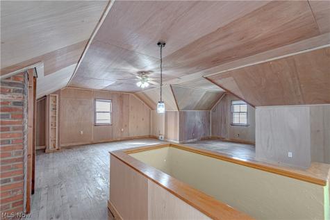 5611 Brownfield Drive Parma OH 44129