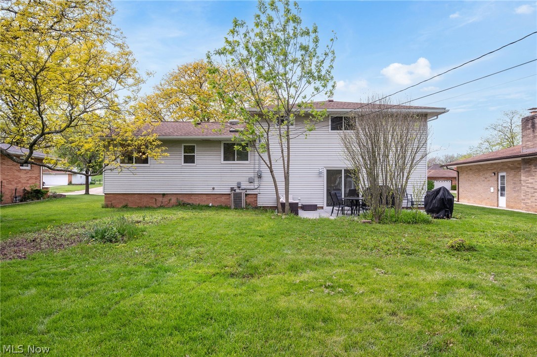 5609 Pinnacle Park Drive Seven Hills OH 44131