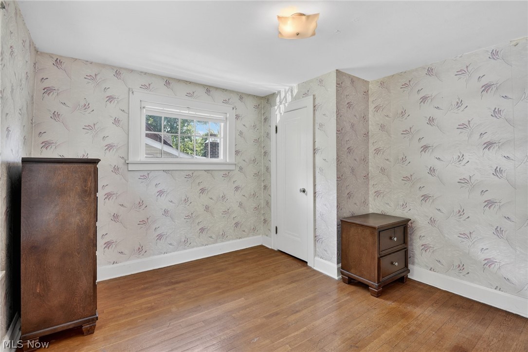 927 Englewood Road Cleveland Heights OH 44121