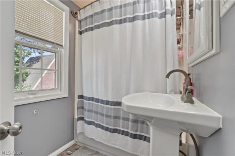 409 30th Street NW Canton OH 44709