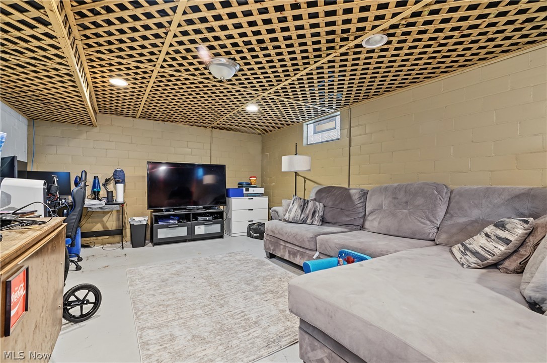 409 30th Street NW Canton OH 44709