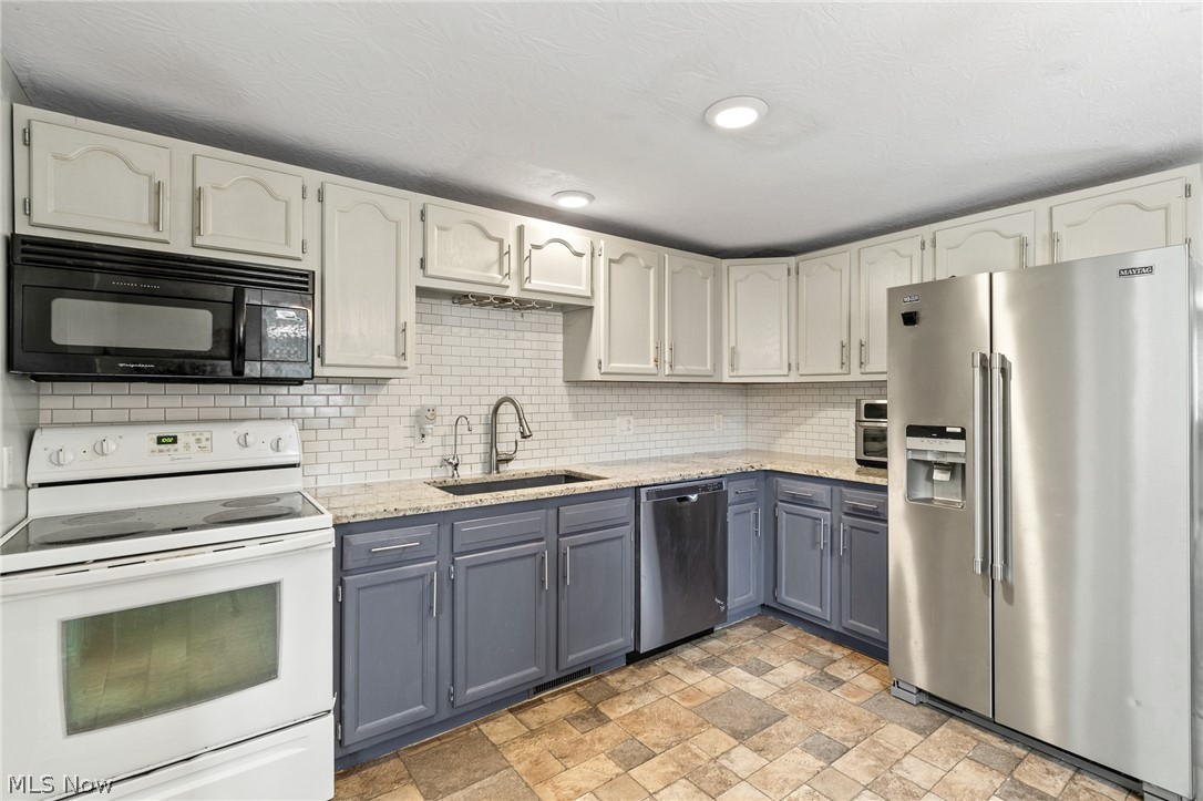 2607 Berry Road Akron OH 44320