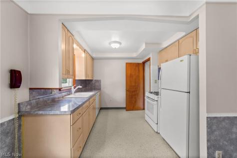 5150 Cheltenham Boulevard Lyndhurst OH 44124