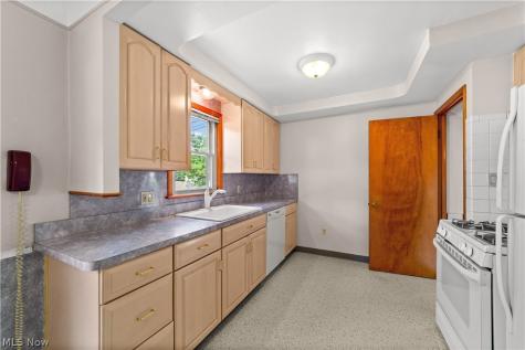 5150 Cheltenham Boulevard Lyndhurst OH 44124