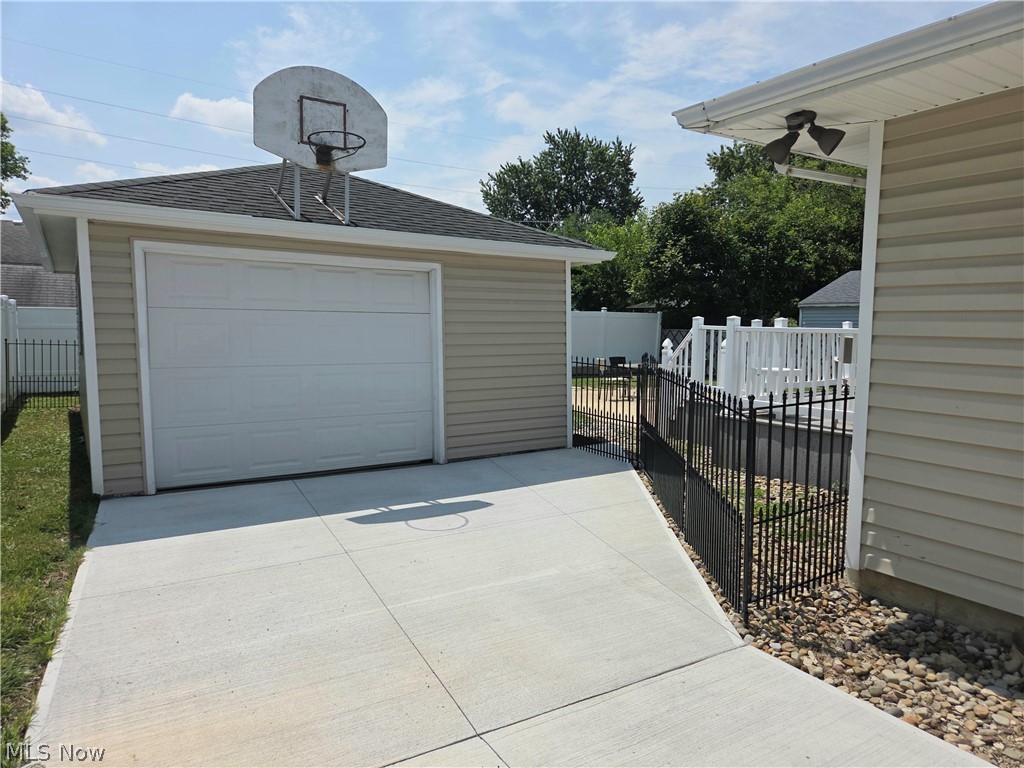 1725 W 30th Street Lorain OH 44052