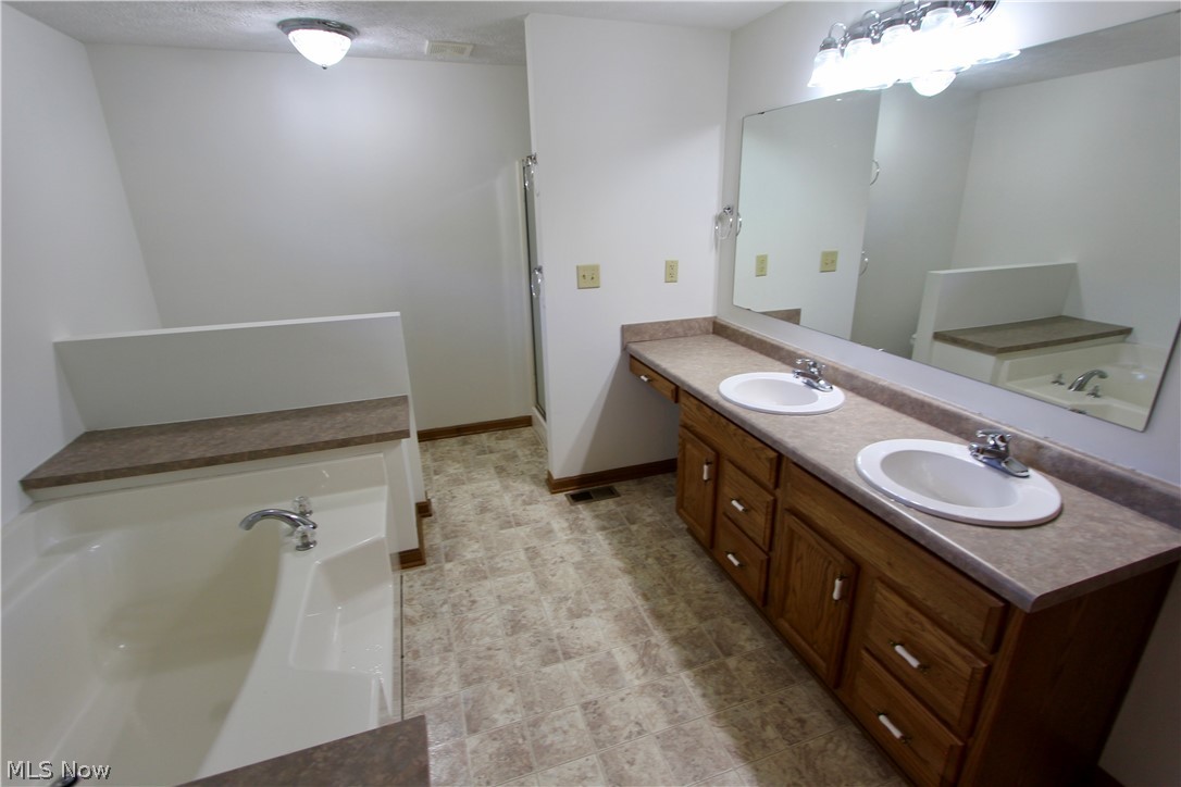 26420 West Road Wellington OH 44090