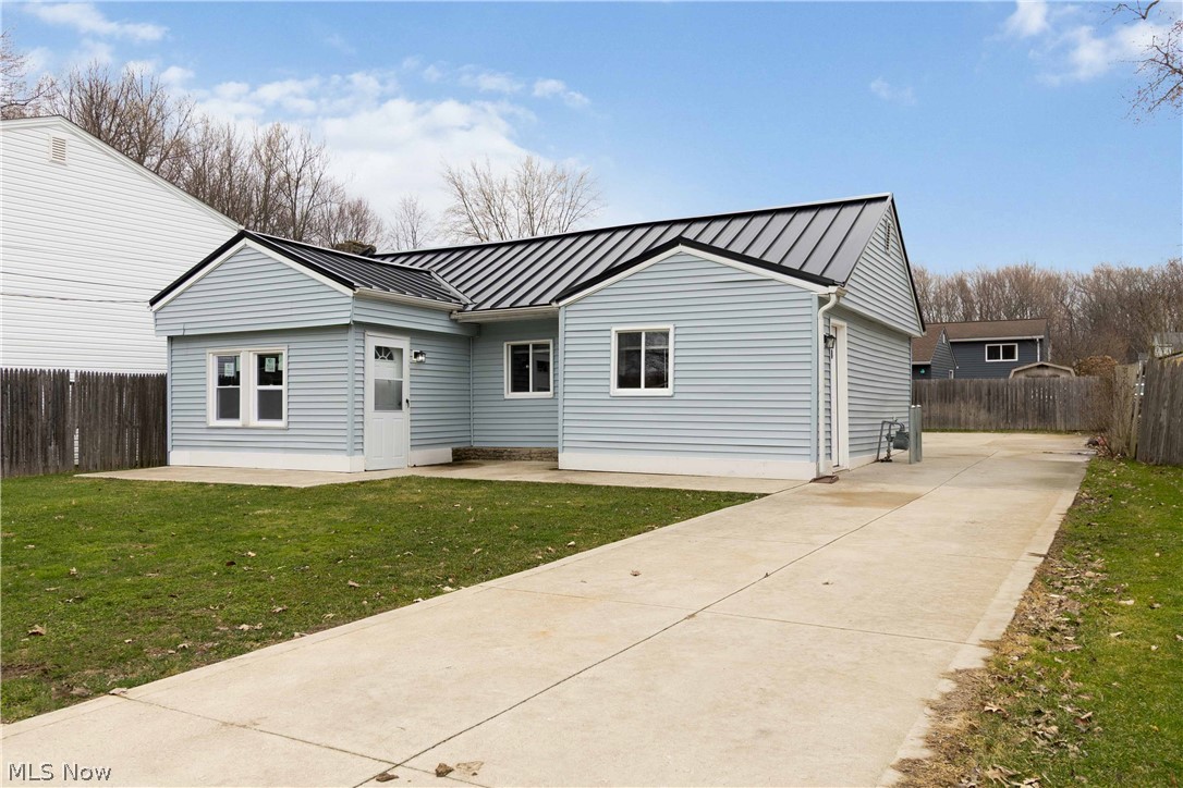 5279 Main Avenue North Ridgeville OH 44039